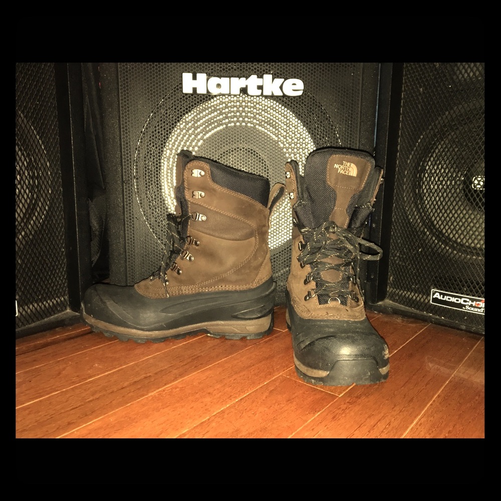 North Face waterproof leather/rubber winter boots